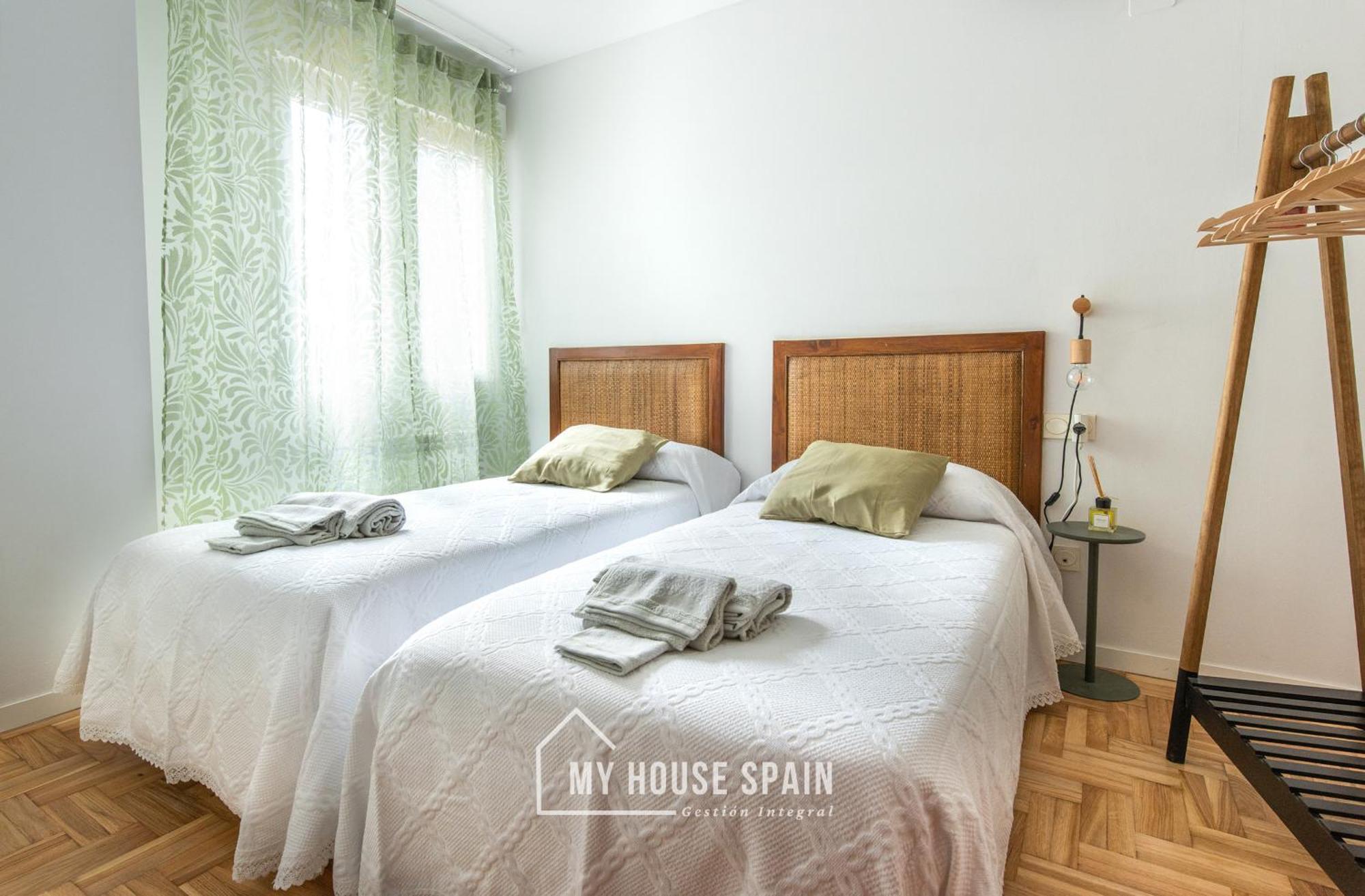 Myhousespain- Precioso Piso Playa Poniente Gijón Eksteriør bilde